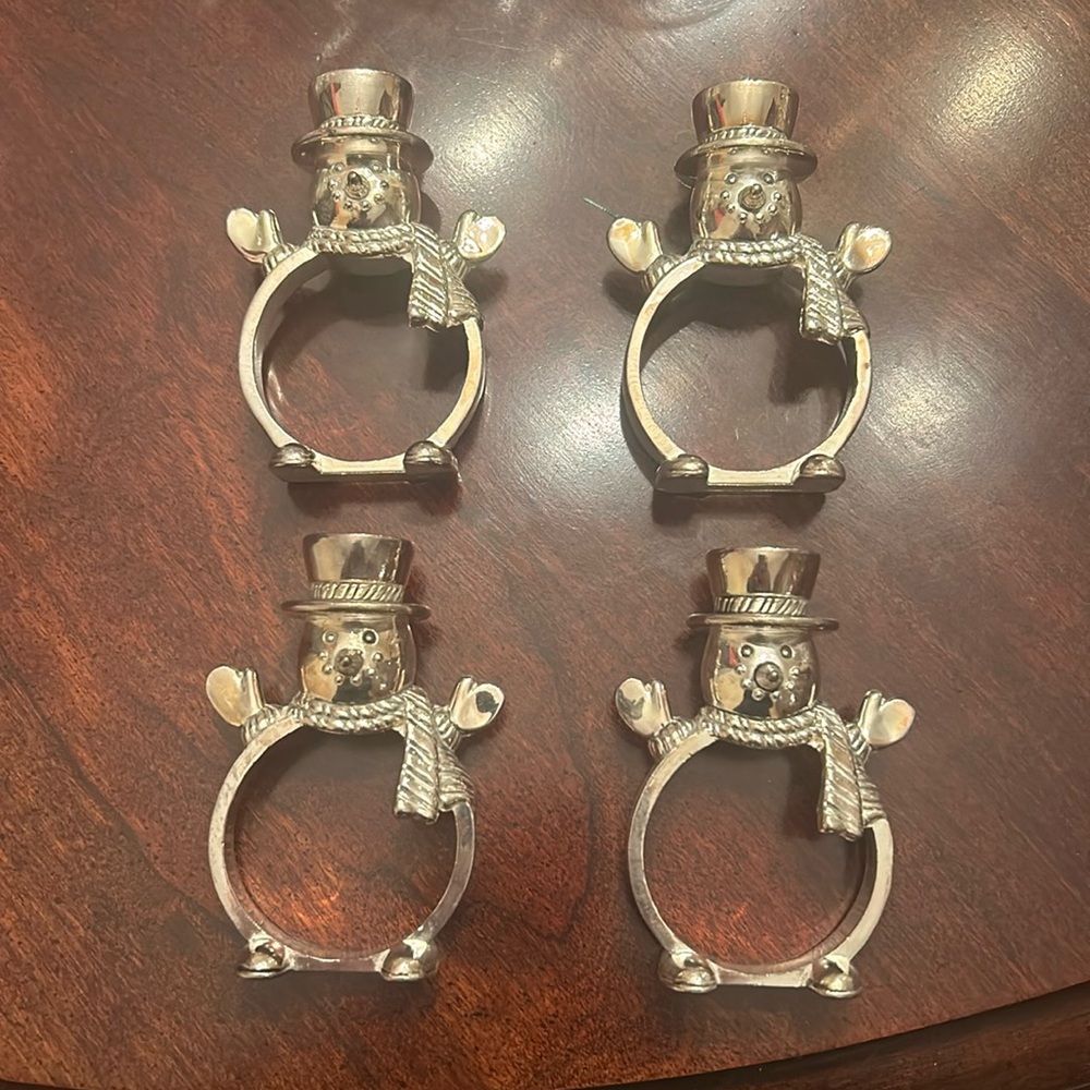 Set of 4 snowmen napkin rings